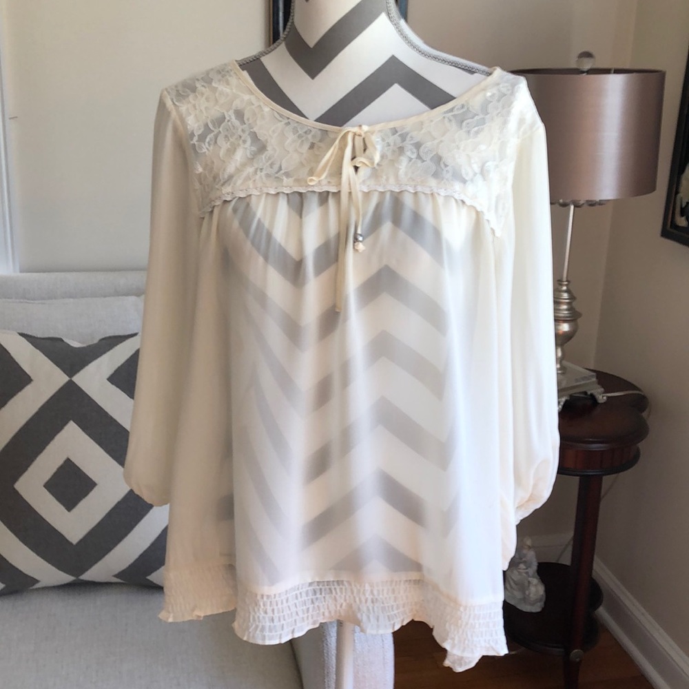 🎉 Ann Taylor Loft Cream Blouse